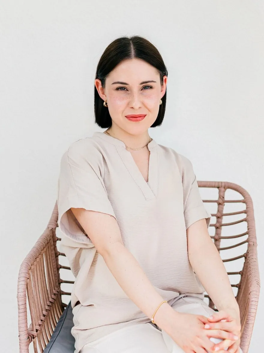 Victoria Kytzia, Fachkosmetikerin